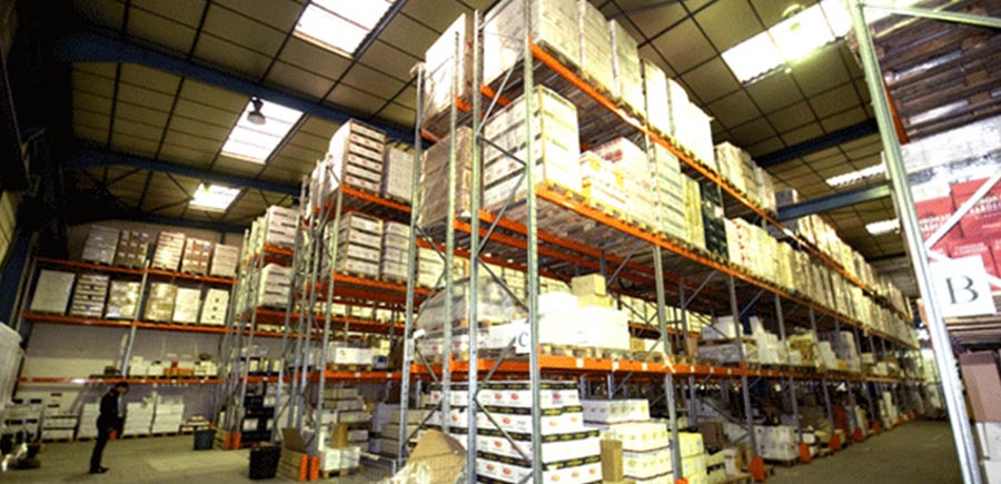 Aménagement entrepôt racks - Bâtiment professionnel Neobat